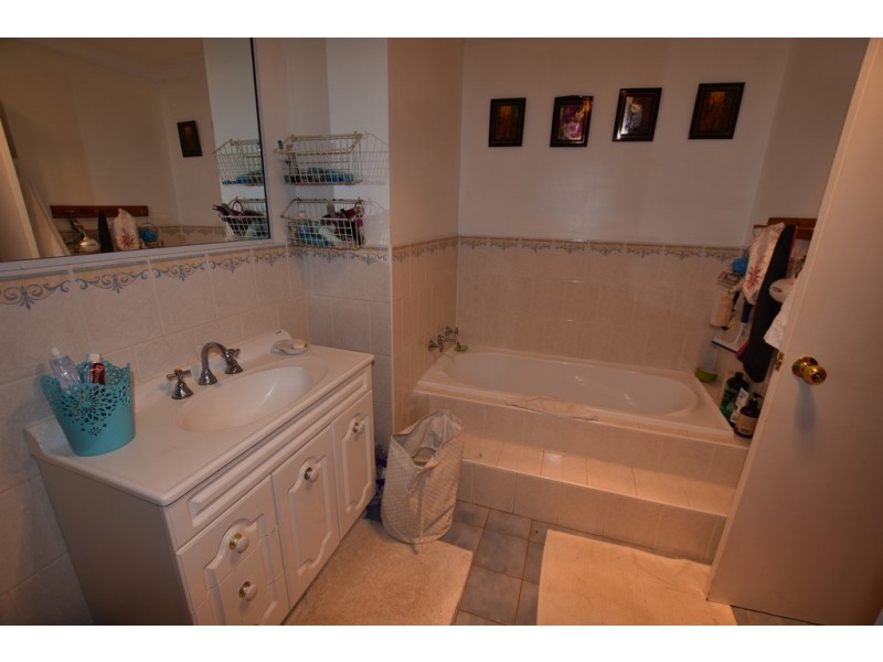 83 Torulosa Way, Orange NSW 2800