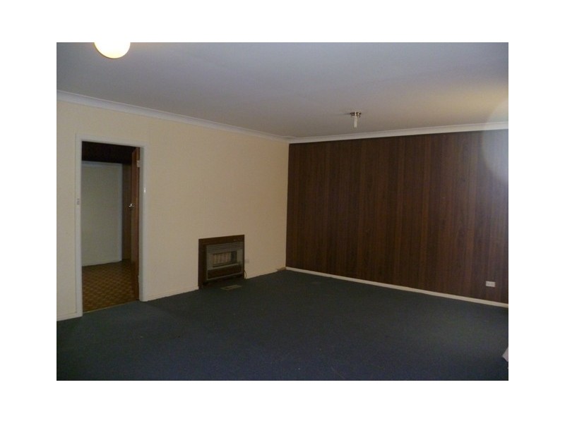 33 Moad Street, Orange NSW 2800