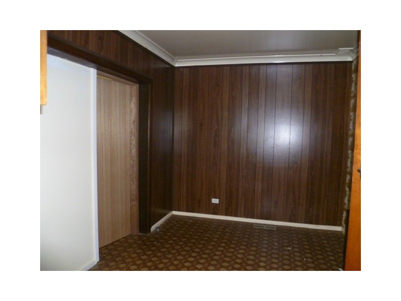 33 Moad Street, Orange NSW 2800