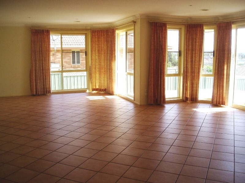 11 Blanche Avenue, Orange NSW 2800