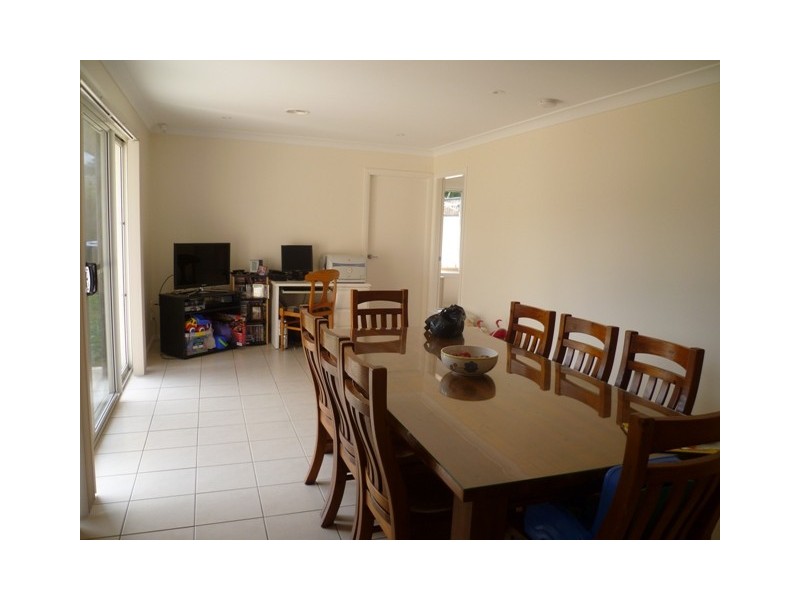 8 Winter Street, Orange NSW 2800