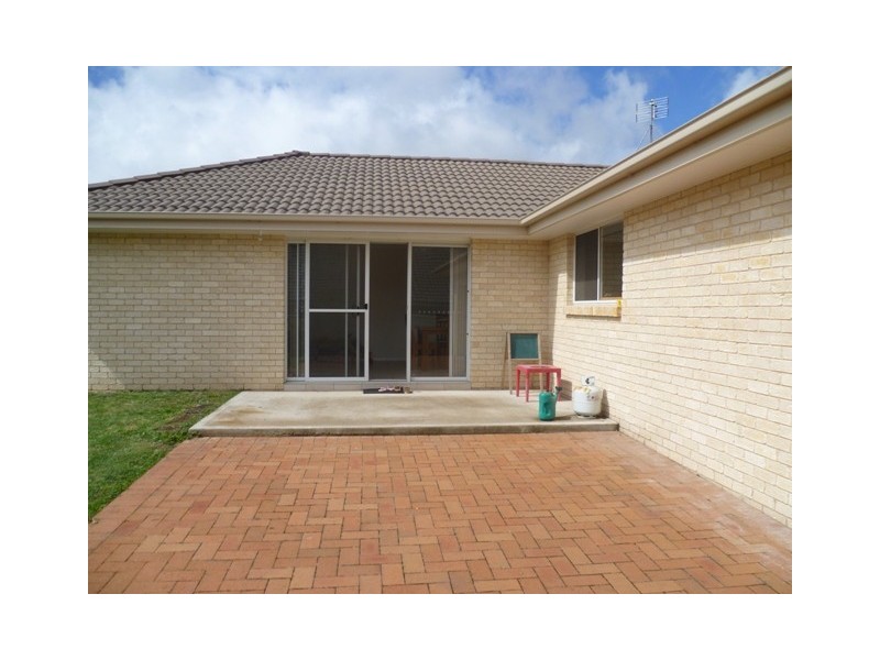8 Winter Street, Orange NSW 2800