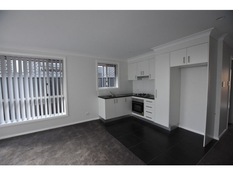 19A Buckland Drive, Orange NSW 2800