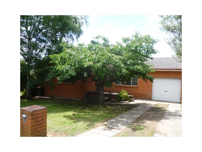 32 Anzac Place, Orange NSW 2800