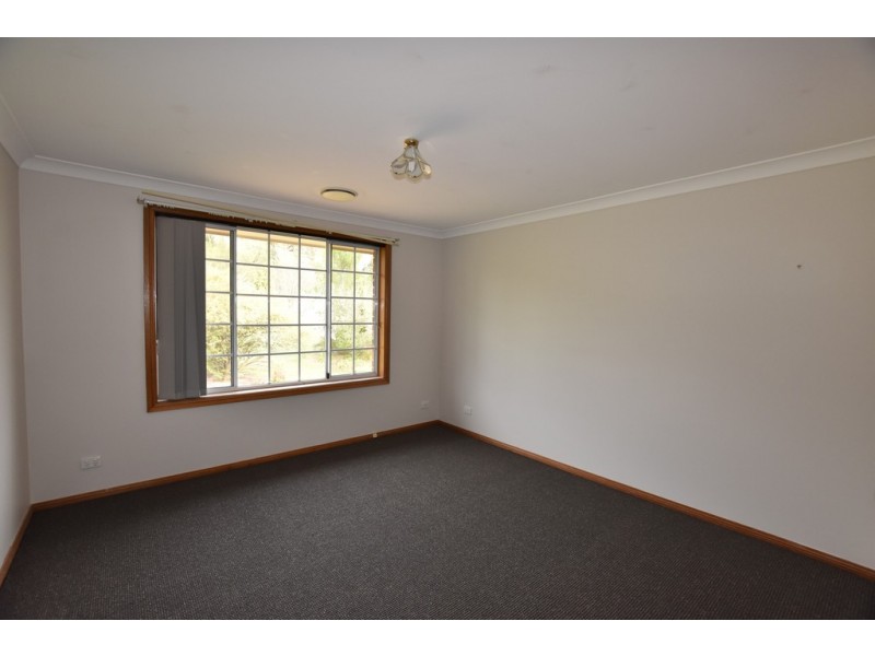 6 Carwoola Drive, Orange NSW 2800