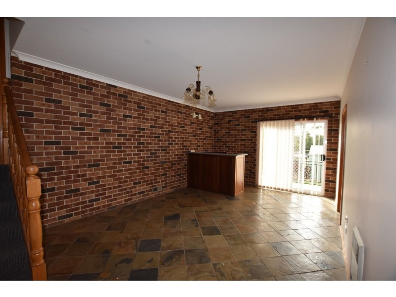 6 Carwoola Drive, Orange NSW 2800