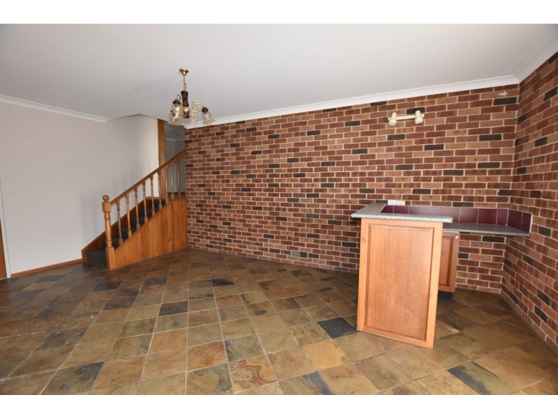 6 Carwoola Drive, Orange NSW 2800