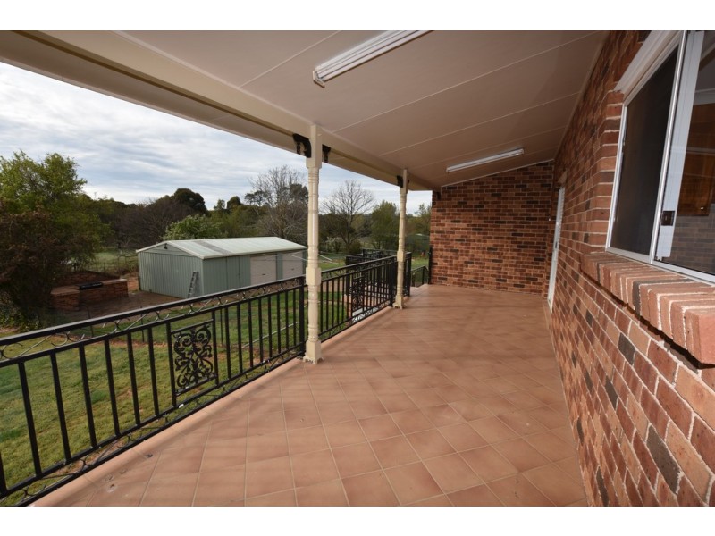 6 Carwoola Drive, Orange NSW 2800