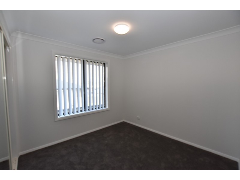 21 Buckland Drive, Orange NSW 2800