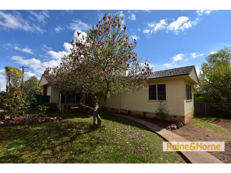 126 Gardiner Road, Orange NSW 2800