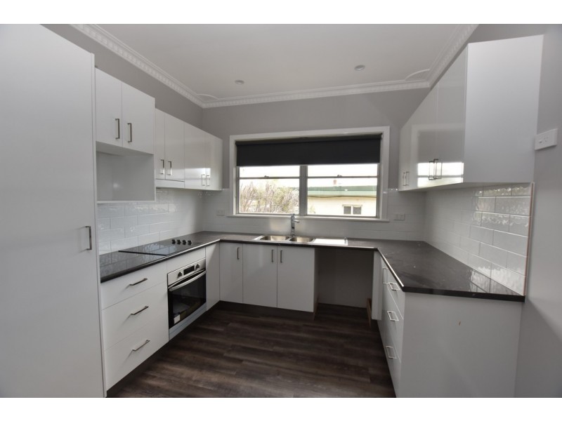 126 Gardiner Road, Orange NSW 2800