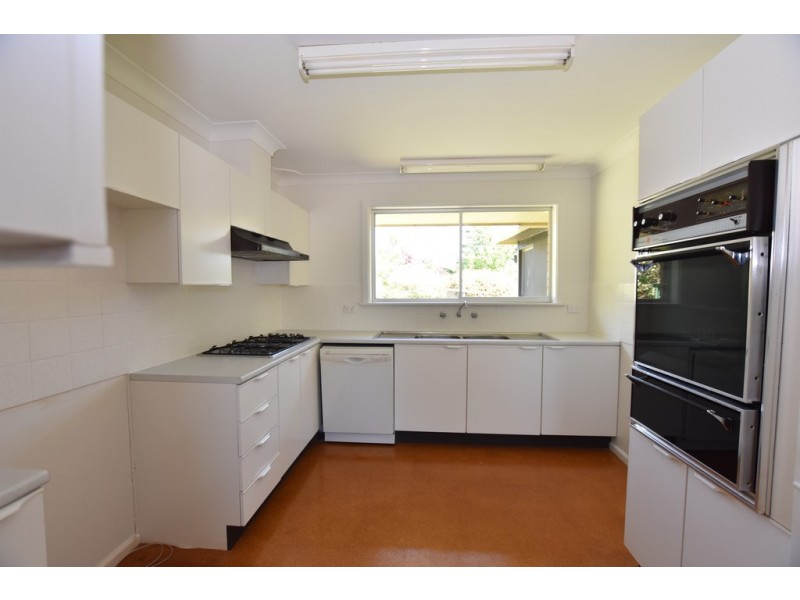 1 Maguire Avenue, Orange NSW 2800