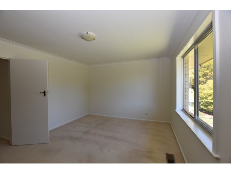 1 Maguire Avenue, Orange NSW 2800