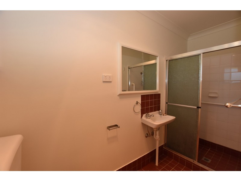 1 Maguire Avenue, Orange NSW 2800