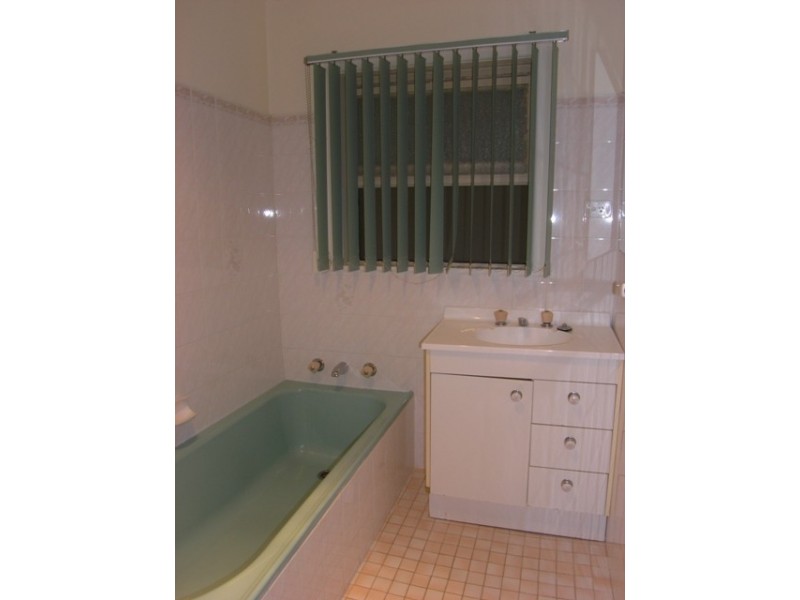69 Bletchington Street, Orange NSW 2800