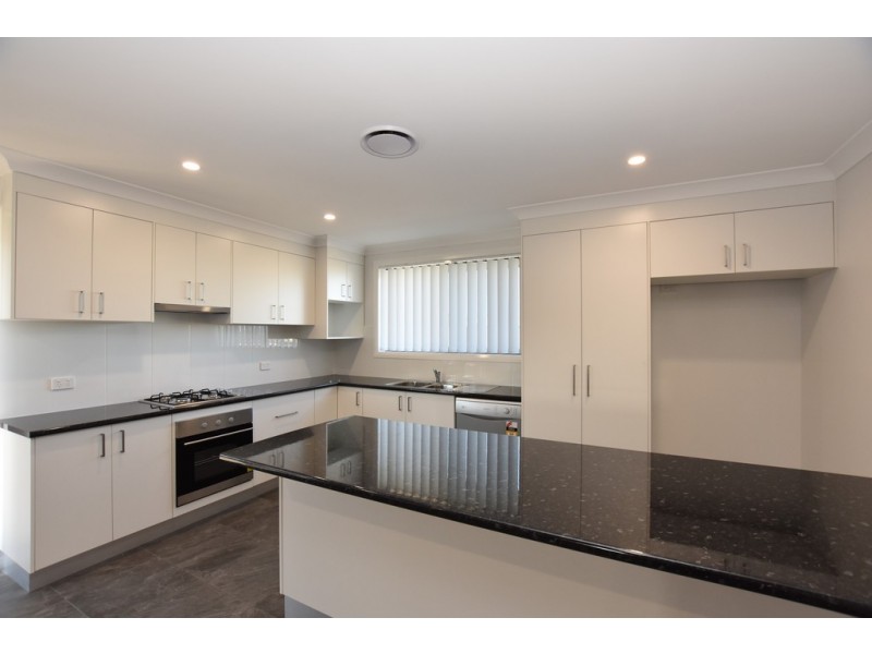 30 William Maker Drive, Orange NSW 2800