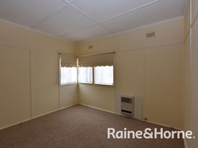 25 Kokoda Street, Orange NSW 2800