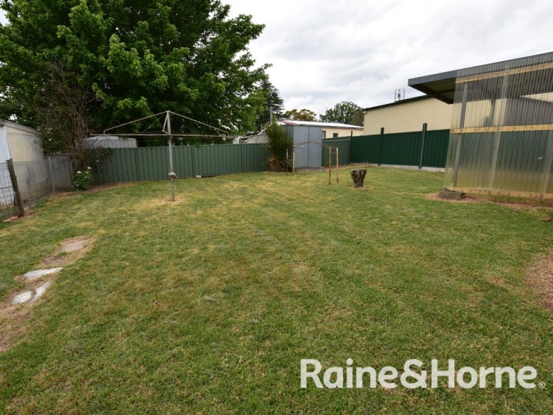 25 Kokoda Street, Orange NSW 2800