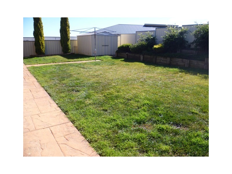 9 OLYMPIC DRIVE, Orange NSW 2800