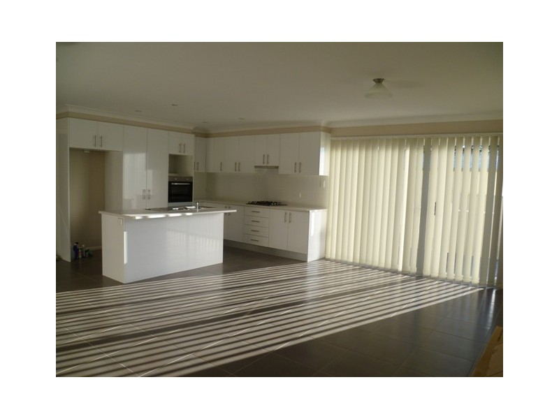 37b Beech Crescent, Orange NSW 2800