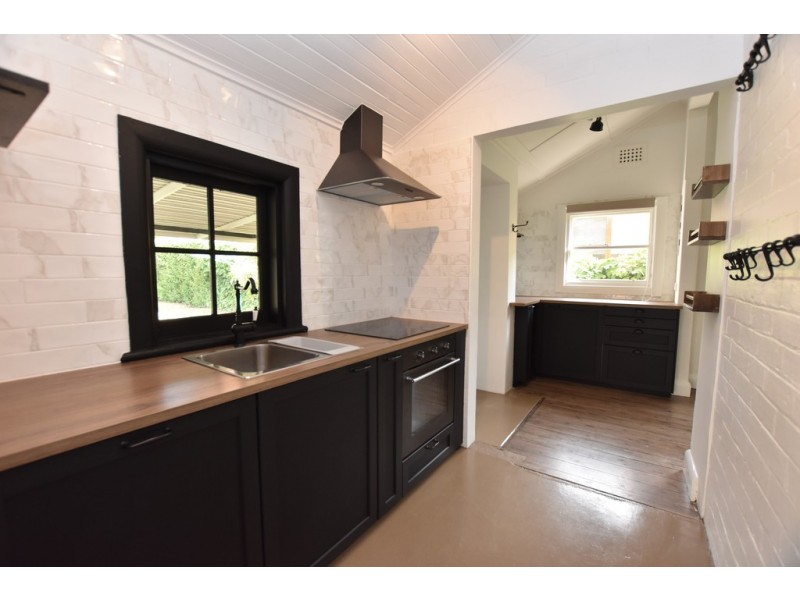 10 Nile Street, Orange NSW 2800