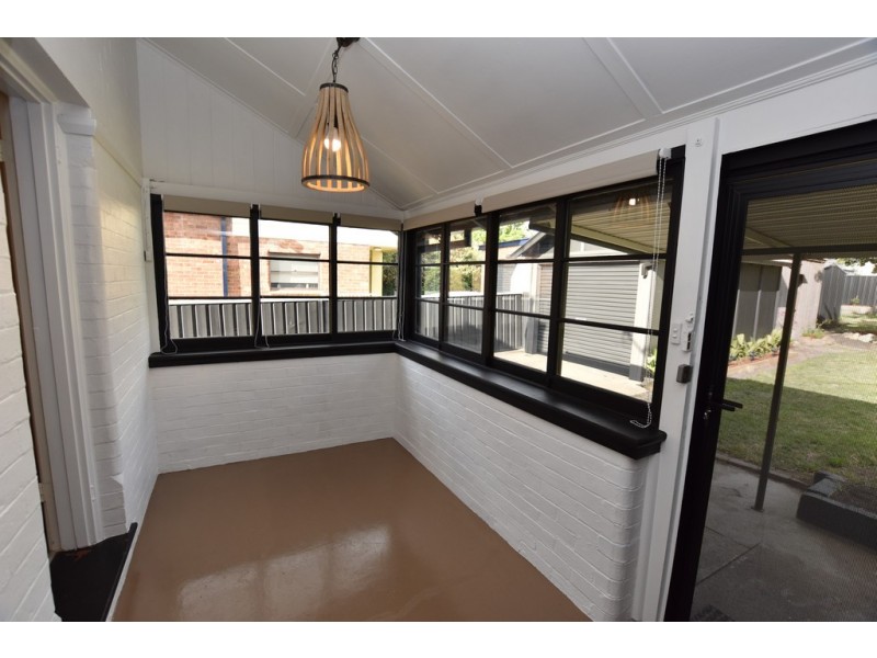 10 Nile Street, Orange NSW 2800