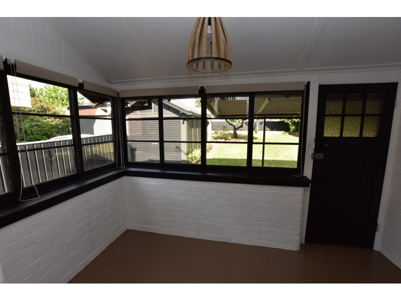 10 Nile Street, Orange NSW 2800