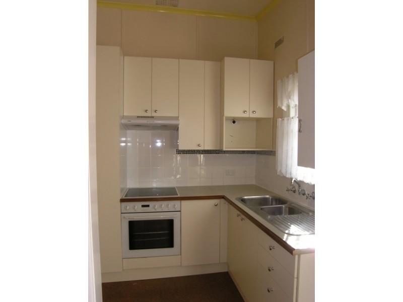 7 Leumeah Road, Orange NSW 2800