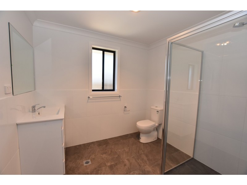 28a William Maker Drive, Orange NSW 2800