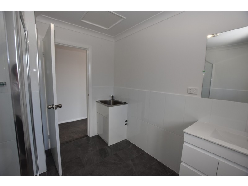 28a William Maker Drive, Orange NSW 2800