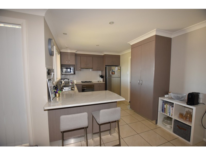 12 Windamingle Place, Orange NSW 2800