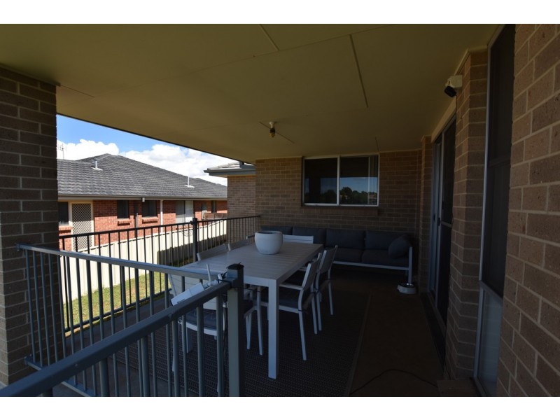 12 Windamingle Place, Orange NSW 2800