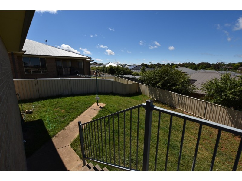 12 Windamingle Place, Orange NSW 2800