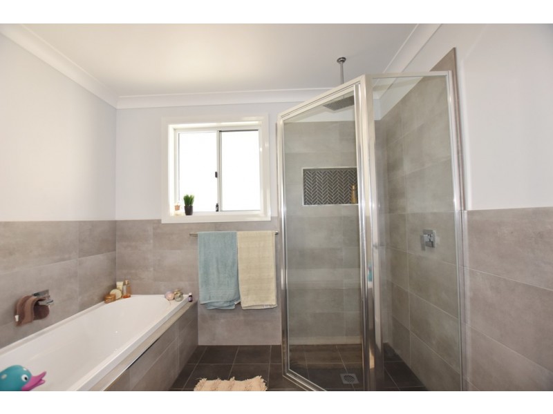 13 Aloe Vera Place, Orange NSW 2800