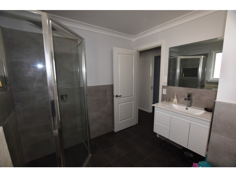 13 Aloe Vera Place, Orange NSW 2800