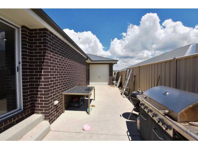 13 Aloe Vera Place, Orange NSW 2800