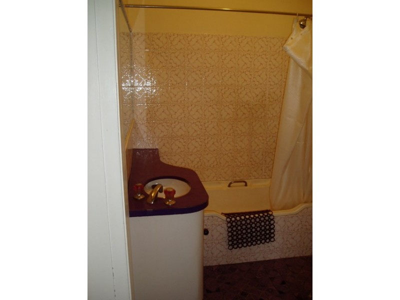 14 BUNA, Orange NSW 2800