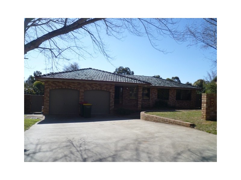 66 Wiare Circuit, Orange NSW 2800