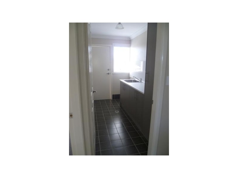 11b McCarron Place, Orange NSW 2800