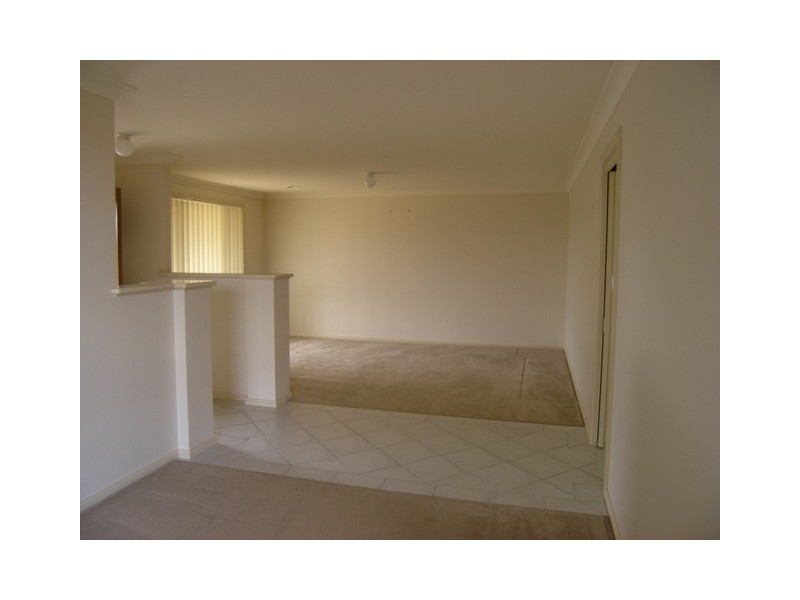 3 GREERLYN WAY, Orange NSW 2800