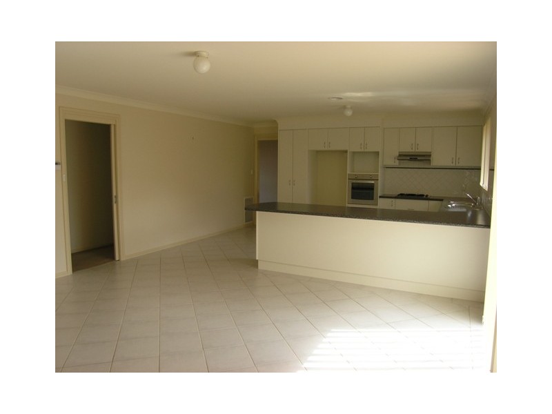 3 GREERLYN WAY, Orange NSW 2800