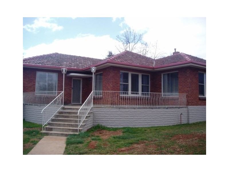 17 CASEY STREET, Orange NSW 2800