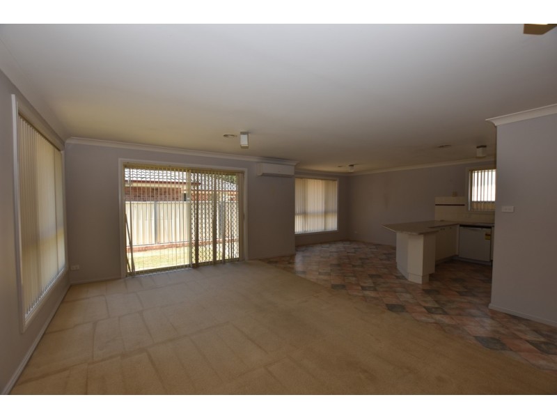 1 /10 Frost Street, Orange NSW 2800