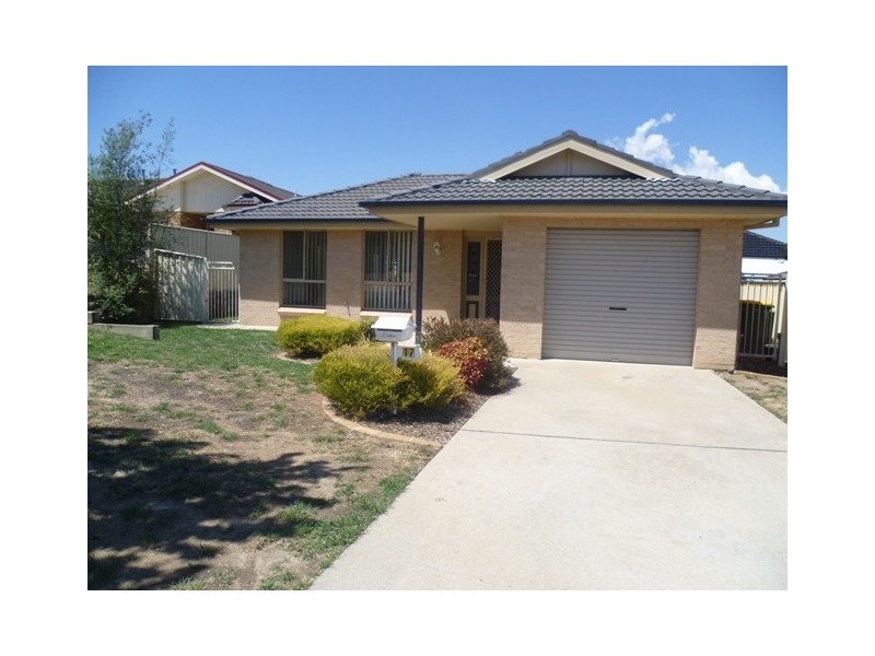 17 GREERLYN WAY, Orange NSW 2800