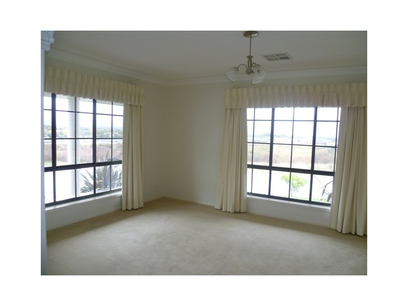 1 MAJESTIC WAY, Orange NSW 2800
