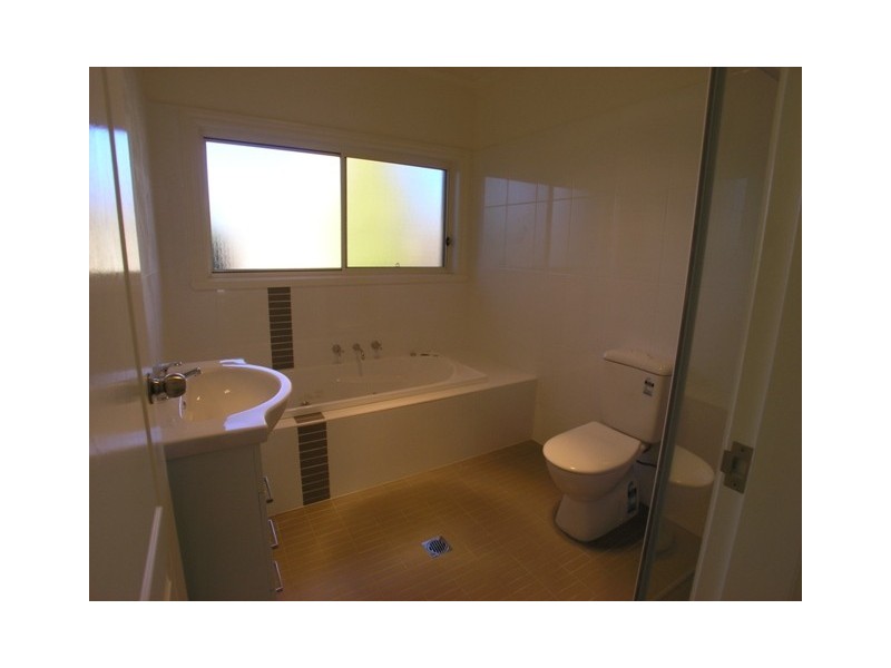 25A BURREBURRY CRESCENT, Orange NSW 2800