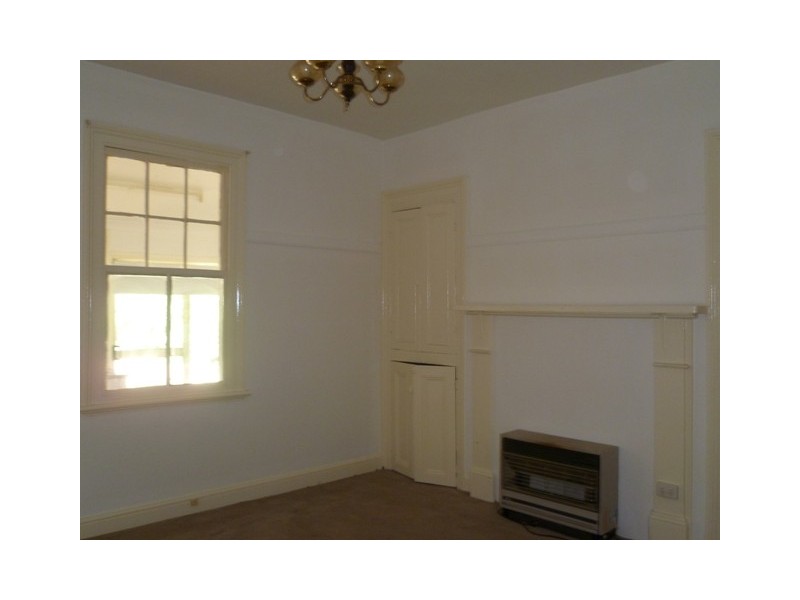 128 Edward Street, Orange NSW 2800