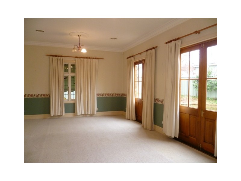 349 Lords Place, Orange NSW 2800