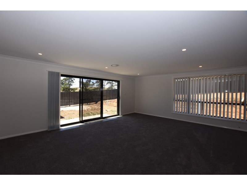 36 Miriam Drive, Orange NSW 2800