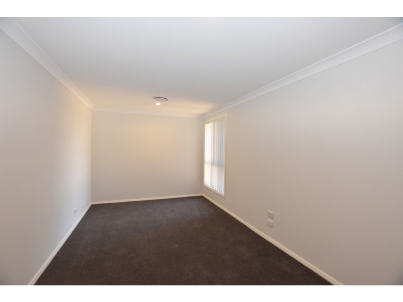 36 Miriam Drive, Orange NSW 2800